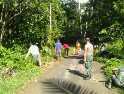 Mantap, Personel Koramil 1411-07 Herlang Ajak Warga Kerja Bakti