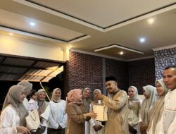 Buka Bersama Jajaran Dinsos Bulukumba Sambil Pelepasan Kadis Sosial Yang Lama