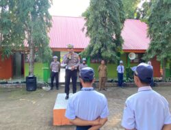 Anggota Sat Lantas Polres Bulukumba Sosialisasi  Tertib Lantas di  SMP 9 Bulukumba 