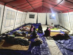 Sejumlah Warga Terdampak Banjir di Batuppi Tempati Tenda Pengungsian