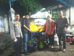 Polres Bulukumba Salurkan Bantuan 100 Kg Beras untuk Korban Banjir di Batuppi