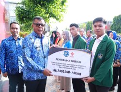 Pemkab Bulukumba Berikan Beasiswa kepada 120 Mahasiswa Berprestasi