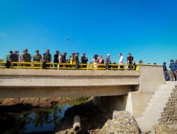 Gubernur Sulsel Didampingi Bupati Andi Utta Resmikan  Jembatan Sungai Balampangi Penghubung Sinjai-Bulukumba
