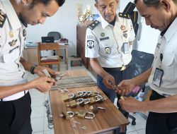 Lapas Kelas IIA Bulukumba Gelar Rolling dan Perawatan Gembok Kamar Hunian Warga Binaan