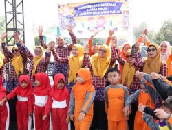 Melalui Kegiatan Mendongeng, Bunda PAUD Hadirkan Ruang Belajar Anak di Jambore Pelayanan Publik